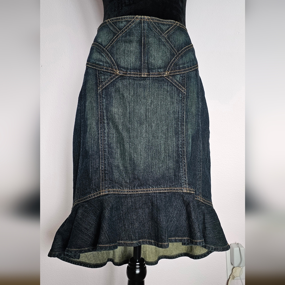 Jones Wear Jeans Denim Flared Skirt